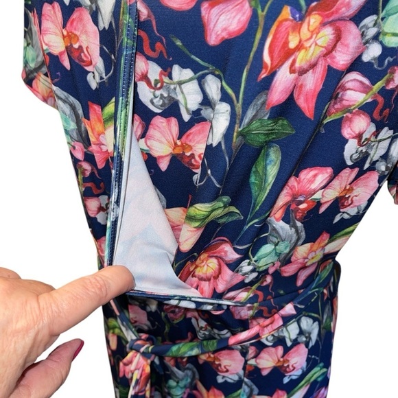 Brooke Shields Women's Dress Size 1X Multi Color Maxi Short Sleeve Belted - Picture 3 of 12